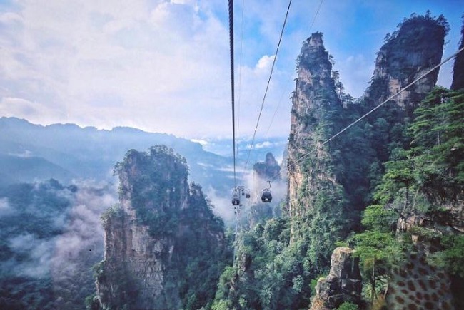 湖南张家界十四家旅行社被通报，张家界四月涉诉较多旅行社黑榜名单